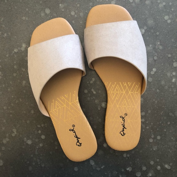 Qupid Shoes - Adorable flats!